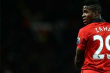 Newcastle United Bidik...