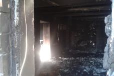 Masjid Dibakar, Warga...