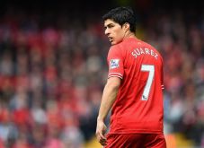 Soal Suarez, Barca Tunggu...