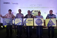 Adira Kembali Gelar...
