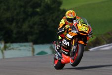 Yamaha Jepit Honda di...