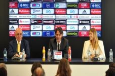 Milan Resmi Perkenalkan...