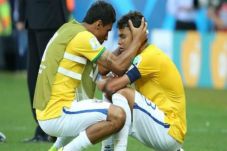 Thiago Silva Kesulitan...