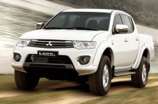Mitsubishi Pertahankan...