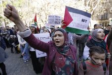 Israel: Demi Keamanan,...