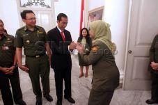 Soroti Kampung Deret,...