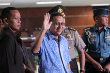 Majelis Hakim Tidak...