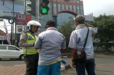 Bikin Macet, Dua Jukir...