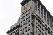 CIMB Niaga Gelar Bazaar...