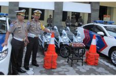 Pantau Arus Mudik, Polda...
