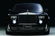 Rolls-Royce Cetak Rekor...