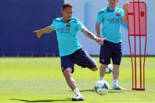 Adriano Correia Absen...