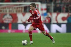 Madrid Pinang Kroos...