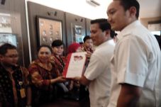 Prabowo-Hatta Laporkan...