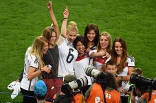 Penggawa Jerman Olok-olok...