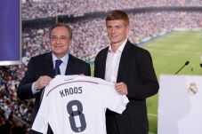 Kroos Dapat Restu Mendiang...