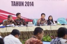 KPU Rampungkan Rekapitulasi...