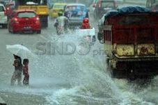 Hujan 2 Jam, Jalan Margonda...