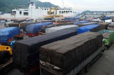 Truk Ekspedisi Dilarang...