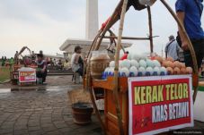 Mengukir Kembali Kejayaan...