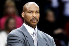 Lakers Bidik Mantan...