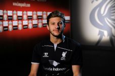 Lallana Terancam Absen...