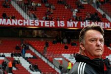Van Gaal Minta Pemainnya...