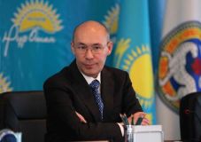 Kazakstan Tuan Rumah...