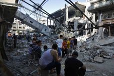 PBB: Pemboman Israel...