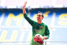 Bravo Tantang Ter Stegen...
