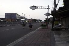 Tembakan Gas Air Mata...