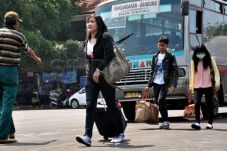 Arus Balik di Terminal...