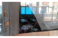 SDN Cijawa Serang Rusak,...