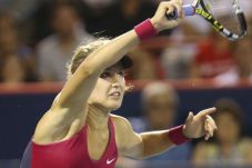 Bouchard Menangis di...