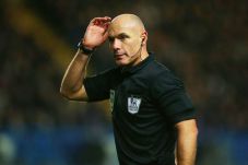 Wasit Kontroversial...