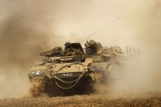 NATO: Rusia Mungkin...
