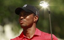 Woods Pulih, Tim AS...