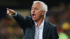 Van Marwijk Latih Timnas...