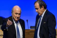 Blatter Tantang Platini...