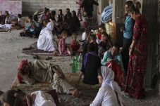 ISIS Bunuh 500 Warga...
