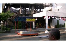Gedung BRI Kendal Terbakar,...
