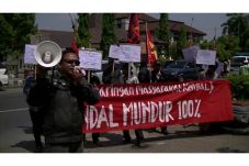 Pelantikan Anggota DPRD...