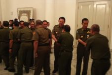 Ada Transaksi Mencurigakan,...