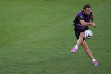 Bale Targetkan Enam...