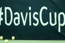 Piala Davis Diharamkan...