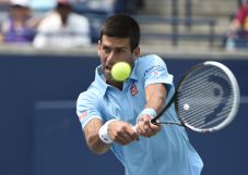 Djokovic Cari Bentuk...