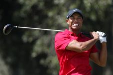 Woods Resmi Mundur dari...