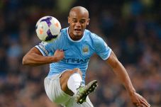 Kompany Perpanjang Kebersamaan...