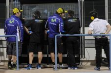 Rossi Beri Sinyal Pertahankan...