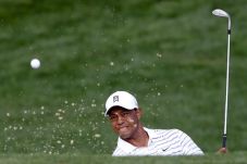 Woods Mundur, Kapten...